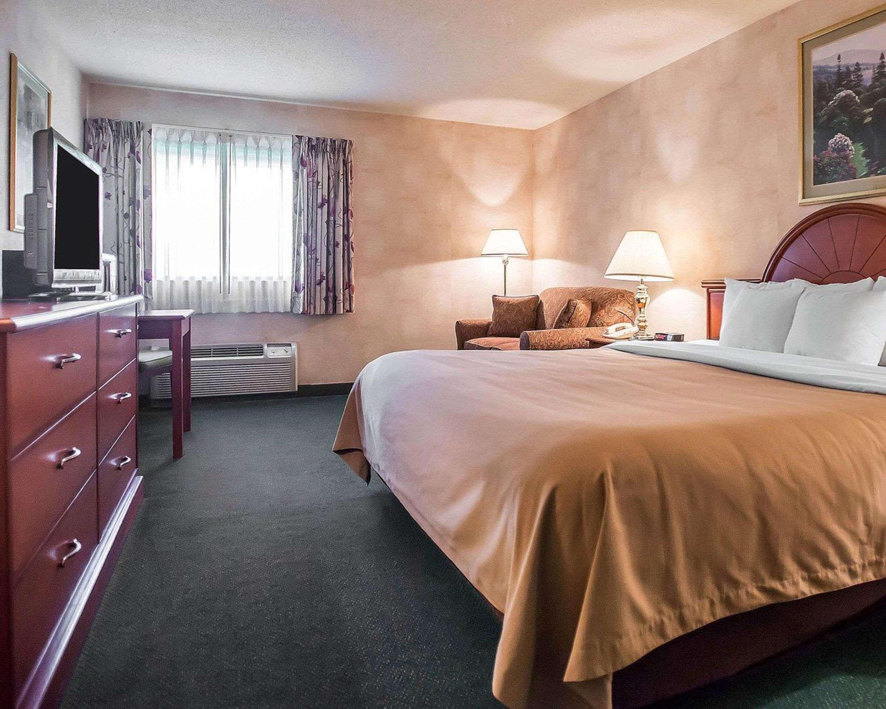 Quality Inn New Columbia-Lewisburg Экстерьер фото