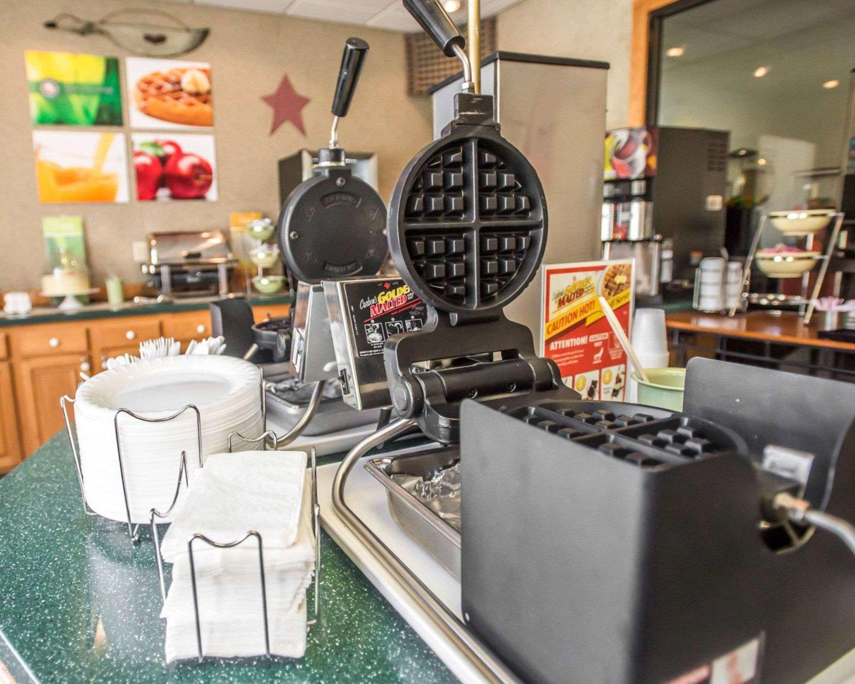 Quality Inn New Columbia-Lewisburg Экстерьер фото