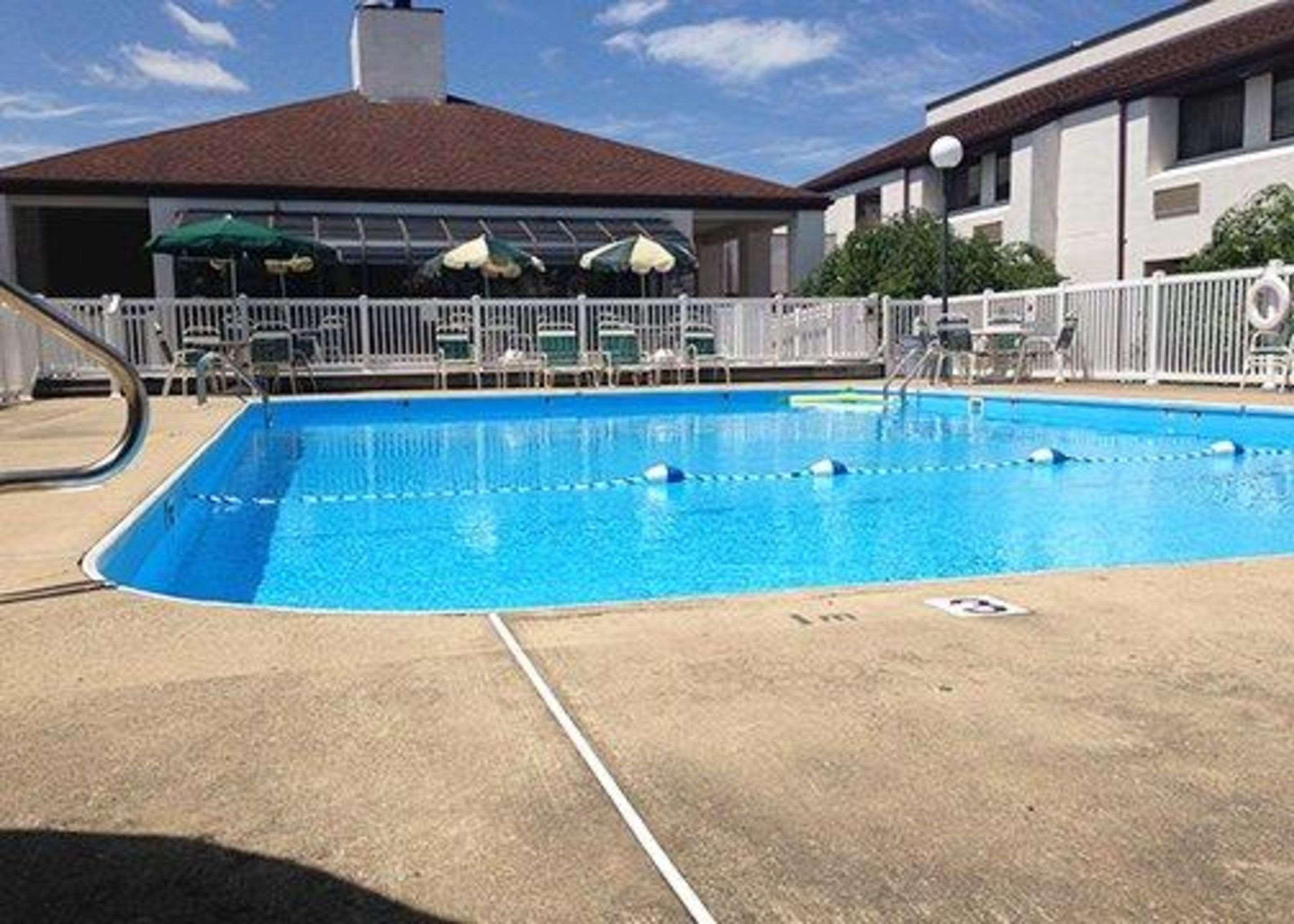 Quality Inn New Columbia-Lewisburg Экстерьер фото
