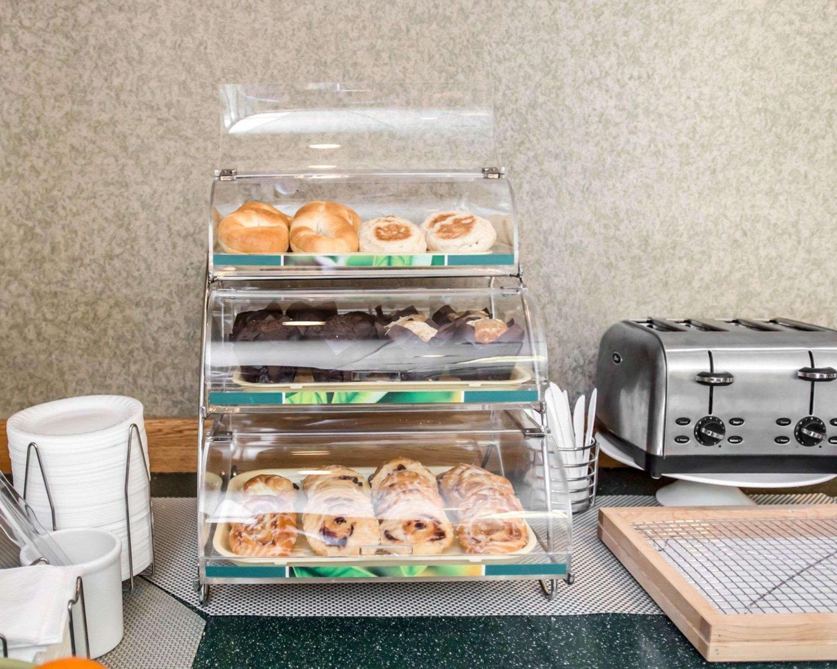 Quality Inn New Columbia-Lewisburg Экстерьер фото